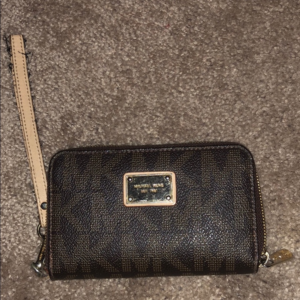 Michael Kors wallet